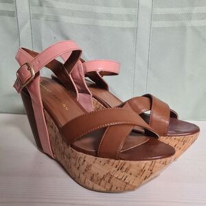 [NWOT] CHINESE LAUNDRY Brown with Pink Straps Wedge Sandals | Size: 9.5